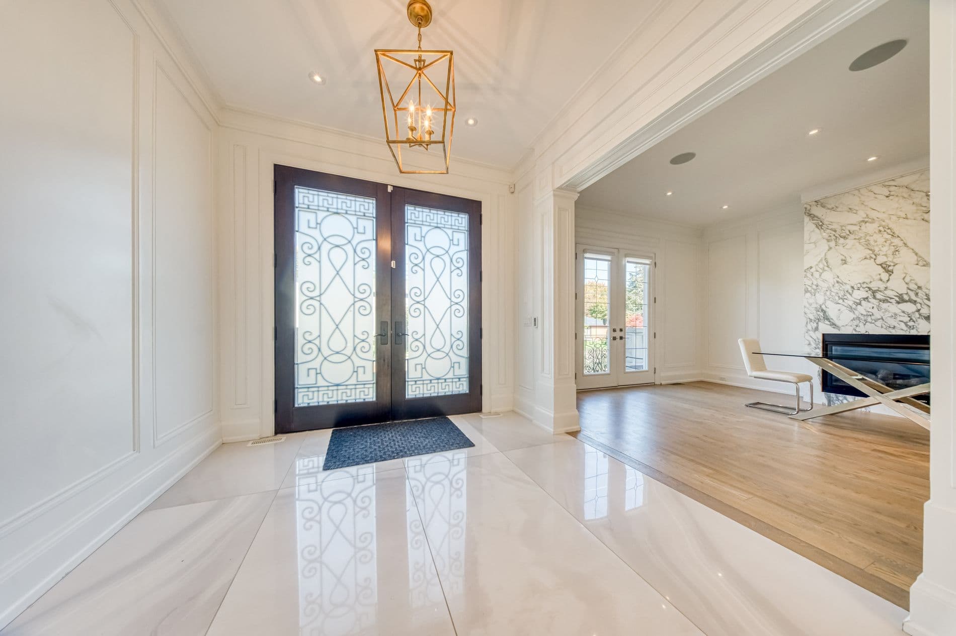 Five-Bedroom Ravine Residence in Bayview Village photo 3