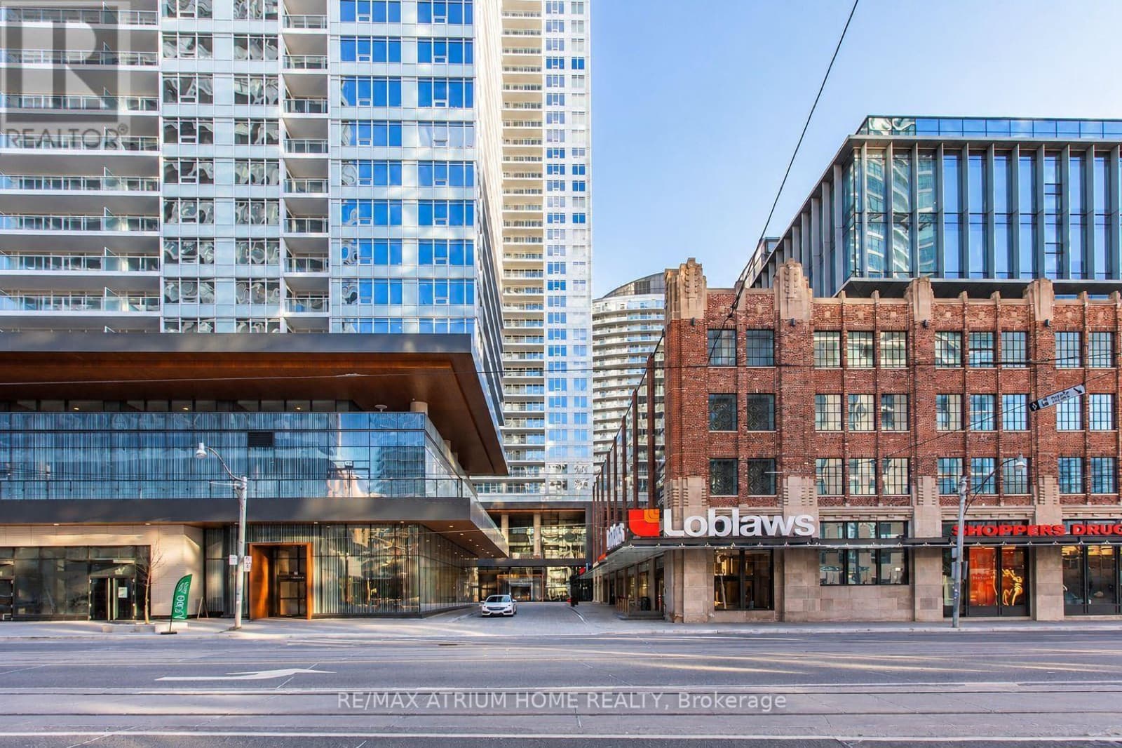 1-Bedroom Suite at 17 Bathurst Street