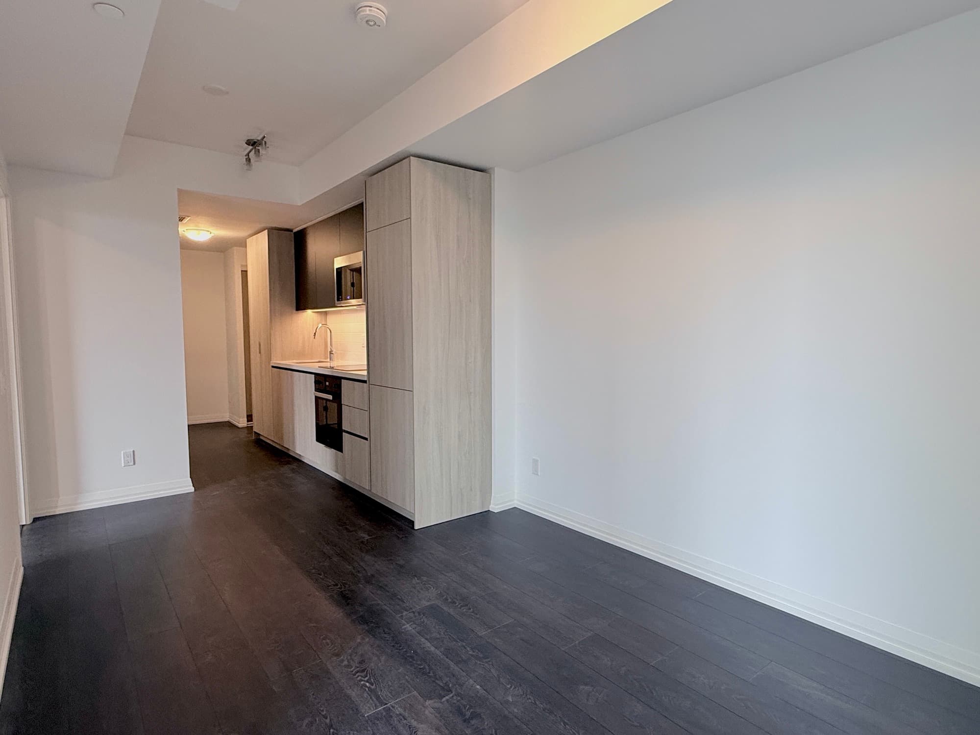 Corner Suite at 400 King West
